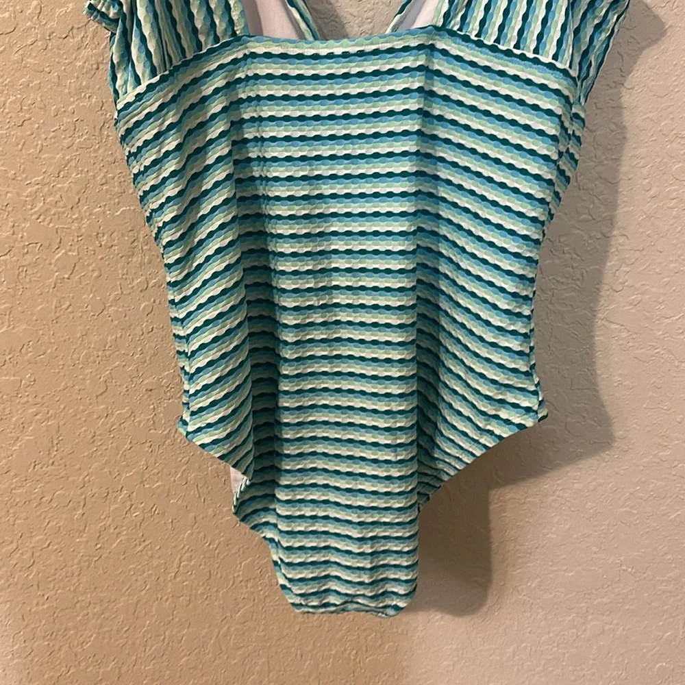 Time and true bubble stripe one piece k